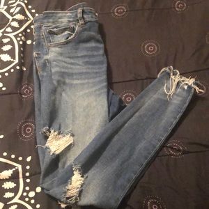 American eagle high rise legging jeans frayed at the bottom size 8 short